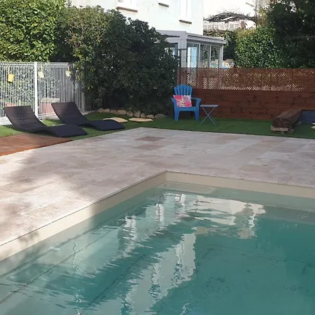 T3 Avec Piscine Апартаменты *